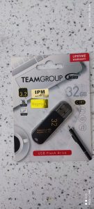 فلش مموری ۳۲ گیگ TEAM GROUP مدل C183 با رابطUSB 3.2 4 تصویر فلش مموری ۳۲ گیگ team مدل c183 با پورت USB 3.2